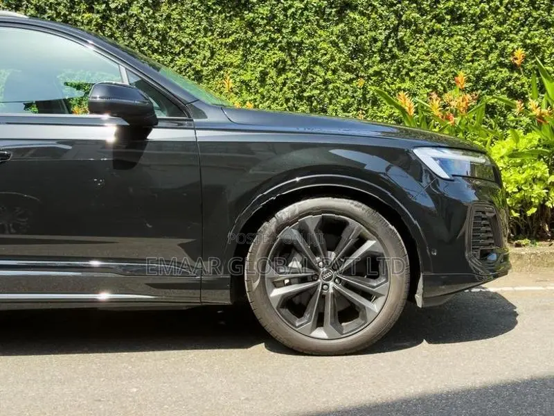 Audi Q7 2025