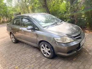 Honda Fit Aria 2008