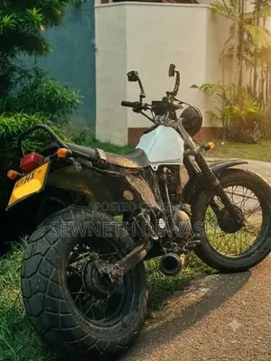 Yamaha TW registered 2004