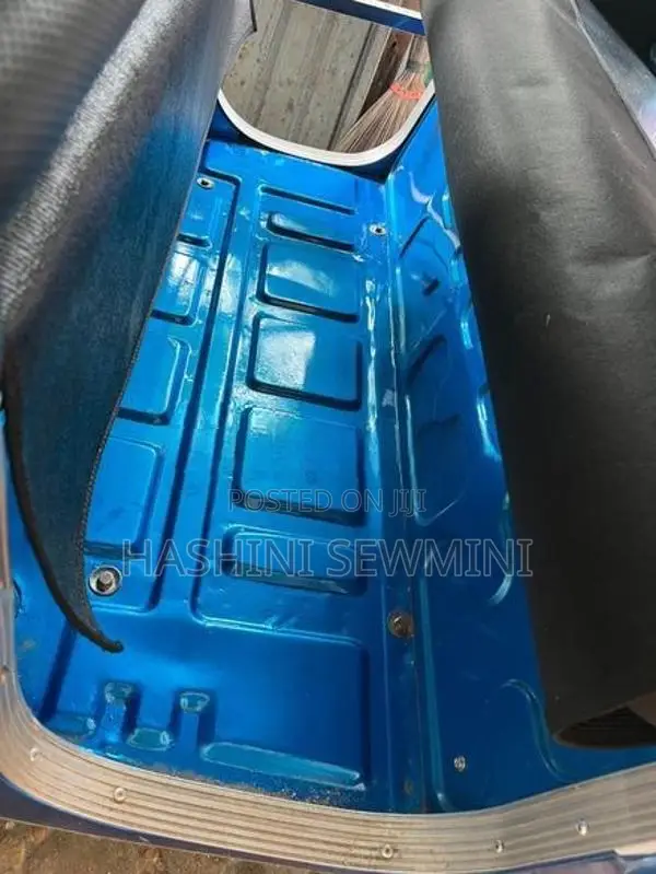 Bajaj RE 2006