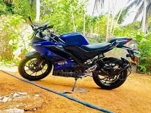 Yamaha R15 2019