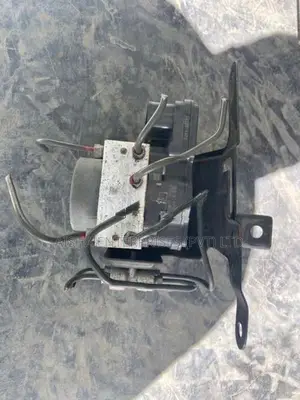 Suzuki Every Da17 ABS Unit