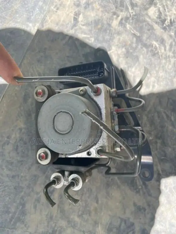 Suzuki Every Da17 ABS Unit