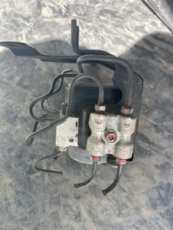 Suzuki Every Da17 ABS Unit