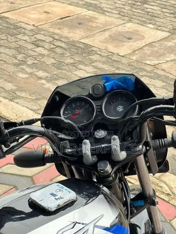 Bajaj Platina 100 ES 2026
