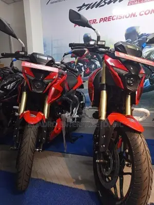 Bajaj Pulsar N160 Premium 2026