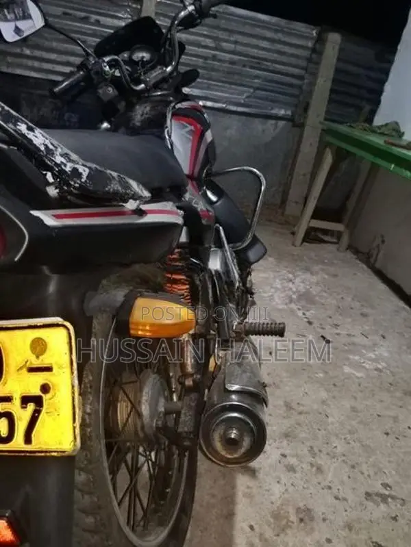 TVS Victor GX 2004