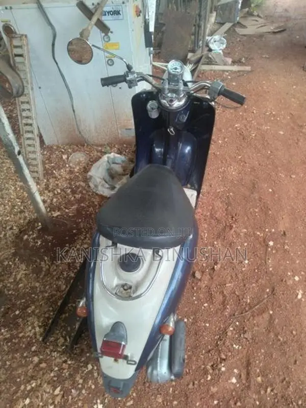 Yamaha Vino 2015