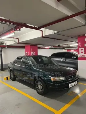 Toyota Corolla XE Saloon 1996