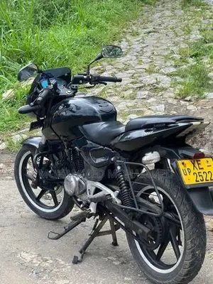 Bajaj Pulsar 180 2012