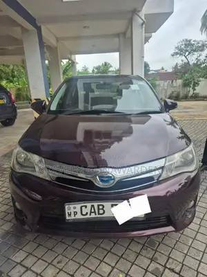 Toyota Axio Hybrid G Grade 2014