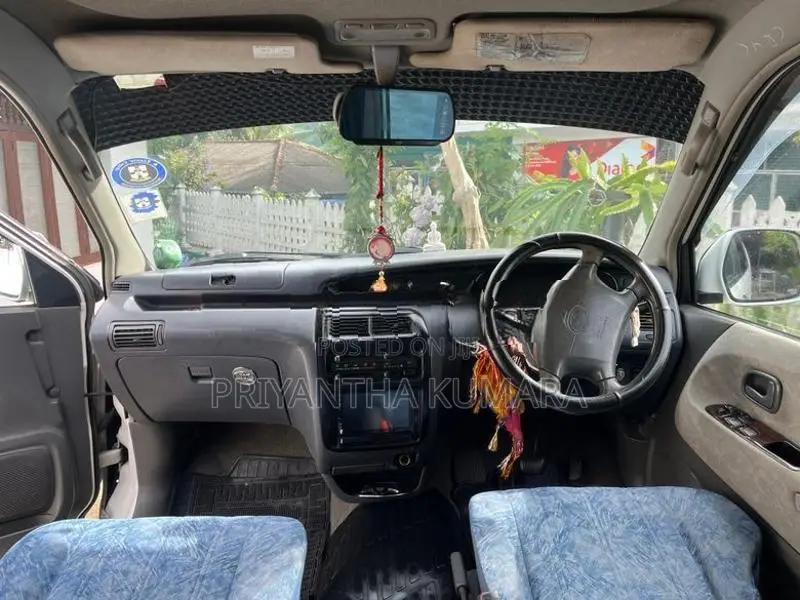 Toyota Noah CR41 1998