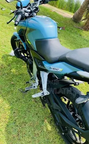 Bajaj Pulsar N160 2025