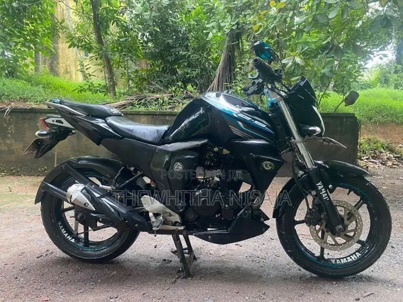 Yamaha FZ 2016