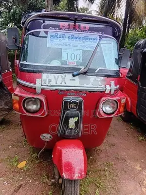 Bajaj RE 4 Stroke 2012