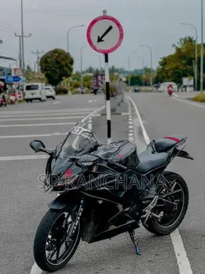 Yamaha R15 V2 V3 2019