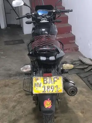 Bajaj Pulsar 150 2013