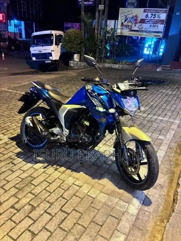 Yamaha FZs V2 FZ s 2017
