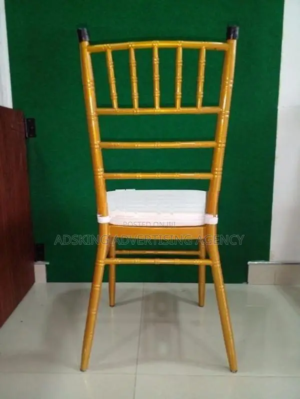 New Hotel Tiffany Chair