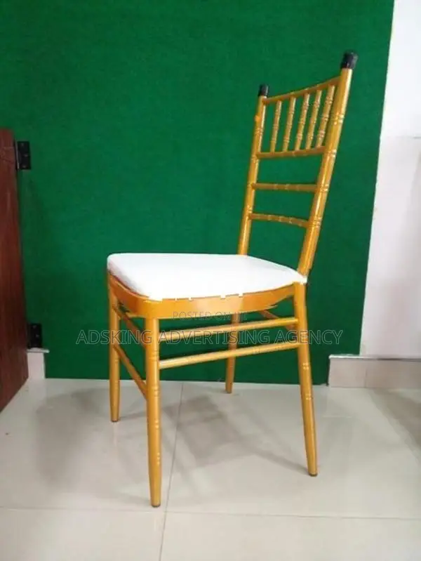 New Hotel Tiffany Chair