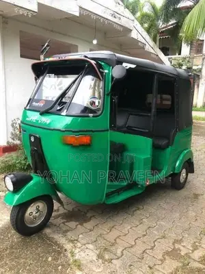 Bajaj RE 2004
