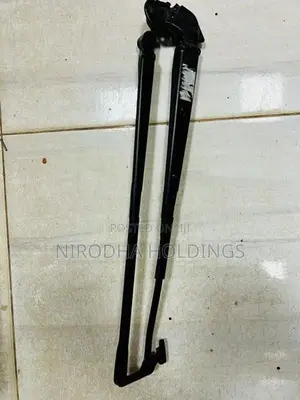 Toyota Vitz KSP130 Wiper Arms