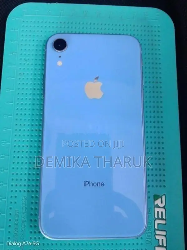 Apple iPhone XR (Used)