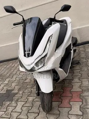 Honda PCX160 2025