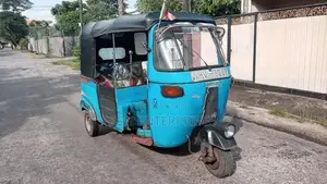 Bajaj RE 2004