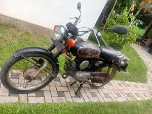 Yamaha YB90 1992
