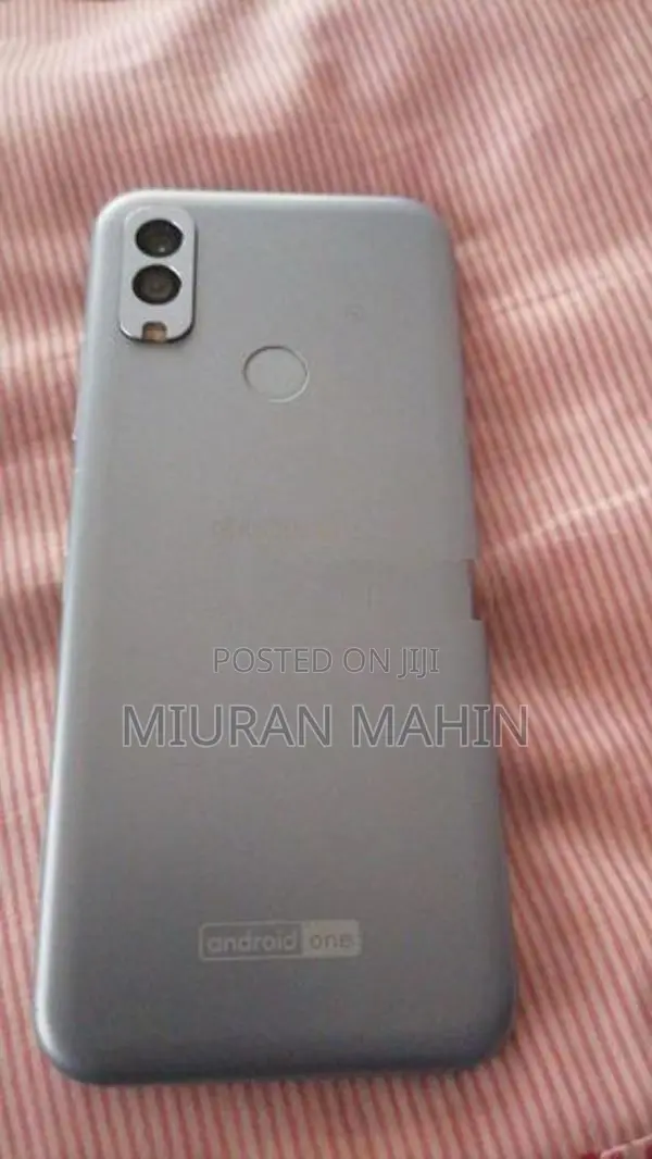 Kyocera Basio 4 4GB 128 (Used)