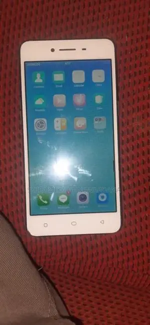 Oppo A37 (Used)