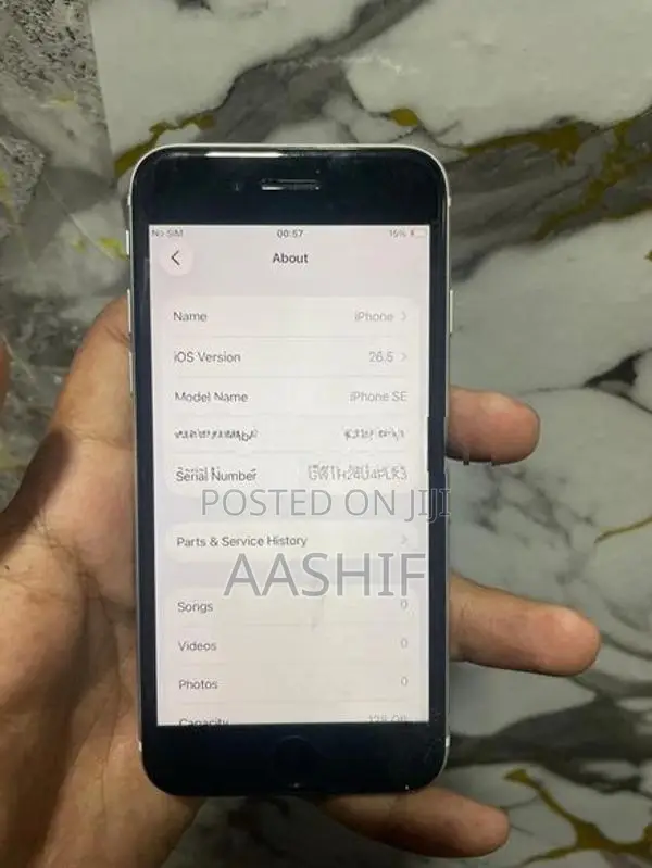 Apple iPhone SE 2 (Used)