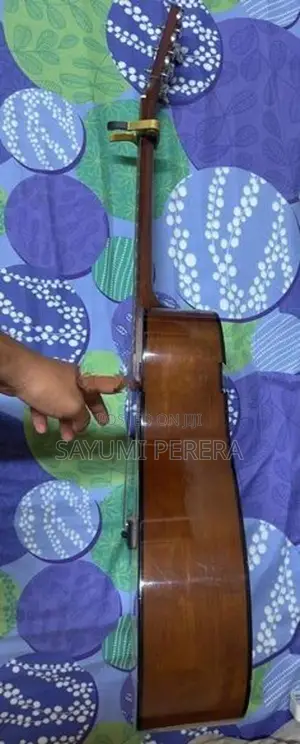 Yamaha F310 Acoustic Guitar