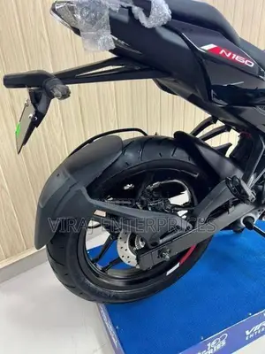 Bajaj Pulsar N160 premium 2026