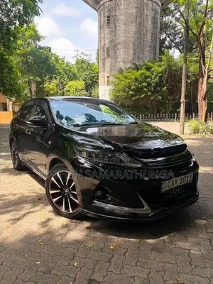 Toyota Harrier G Sport 2017