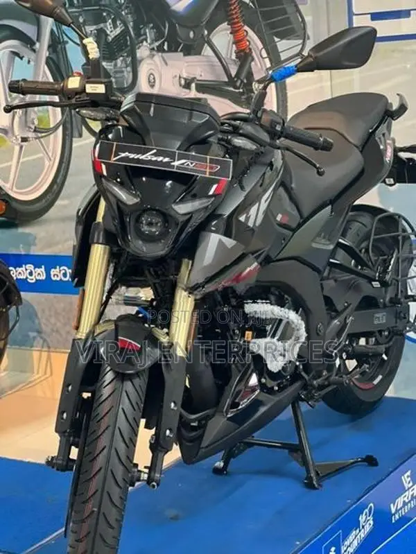 Bajaj Pulsar N160 Premium 2026