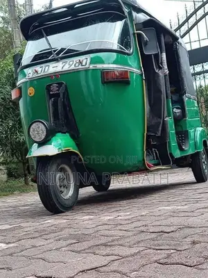 Bajaj RE 2 stroke 2004