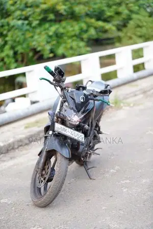 Yamaha FZS V1 2011