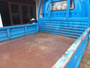 Micro Loader 717 2014