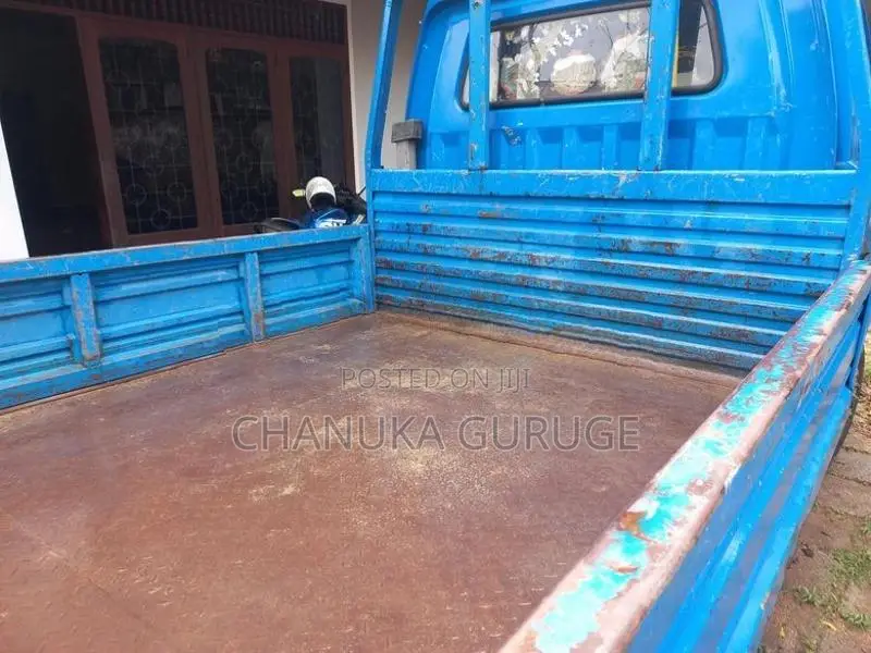 Micro Loader 717 2014