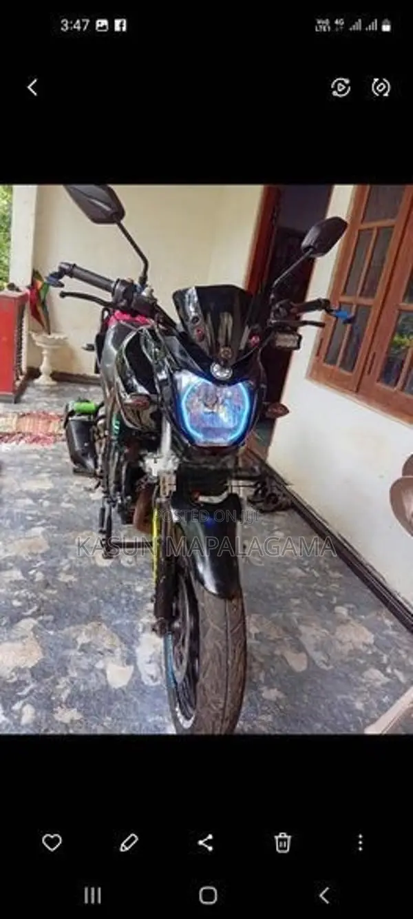 Yamaha FZ 1 2011