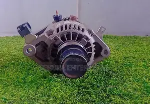 Toyota Vitz KSP130 Alternator
