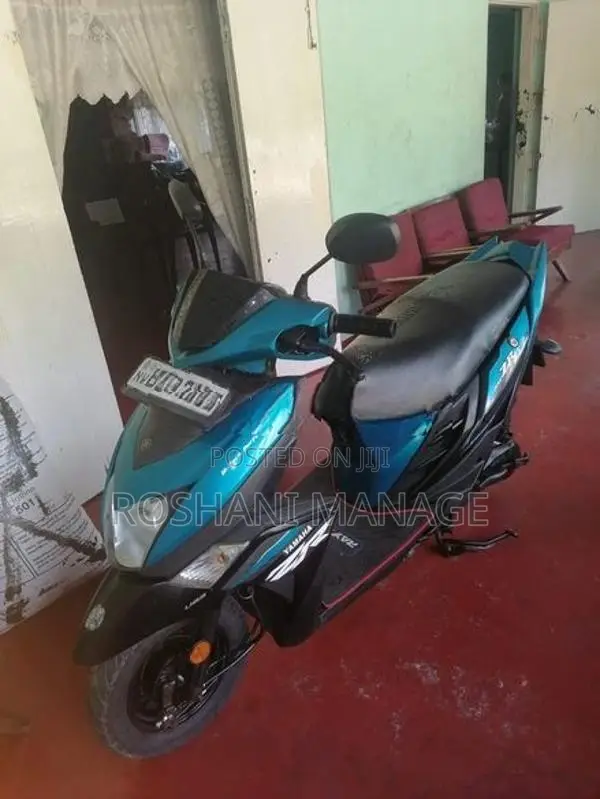 Yamaha RayZR Ray zr 2016