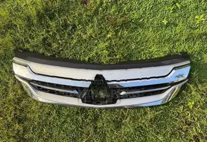Mitsubishi Montero Sport Shell