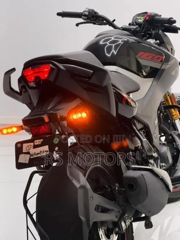 Hero Hunk 160R 2026