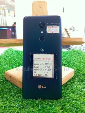 LG Q9 / 4GB 64GB (Used)