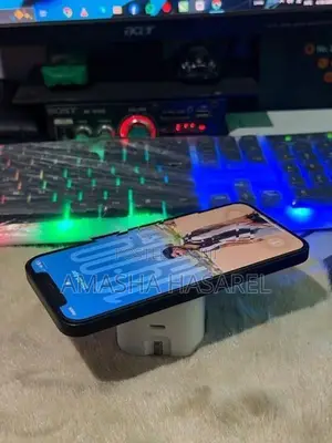 Apple iPhone 12 (Used)