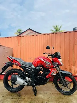 Yamaha FZ S 2014