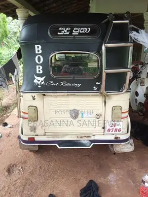 Bajaj RE 21-0786 1996